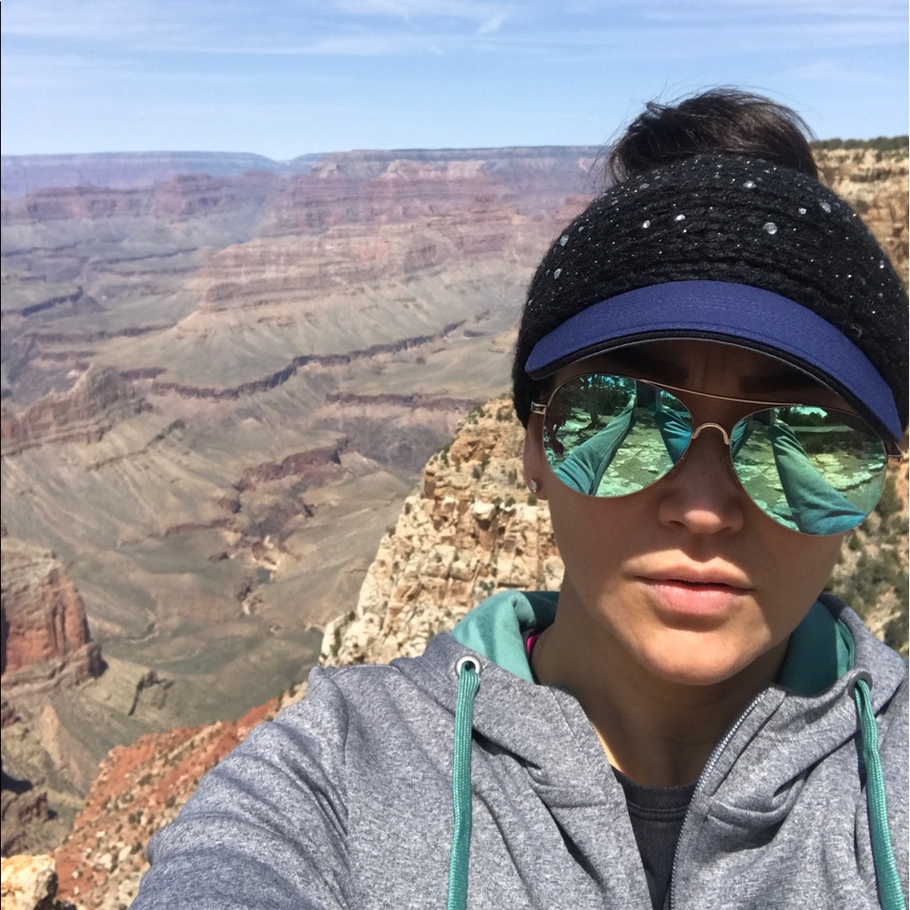 Meet your Posher, Renee