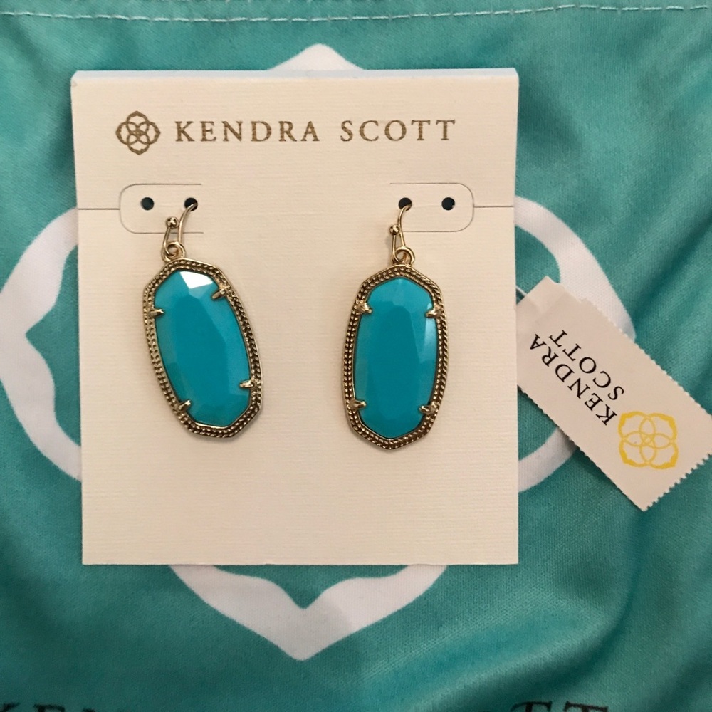 Kendra Scott Dani earrings