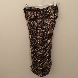 Strapless bodycon leopard print dress!