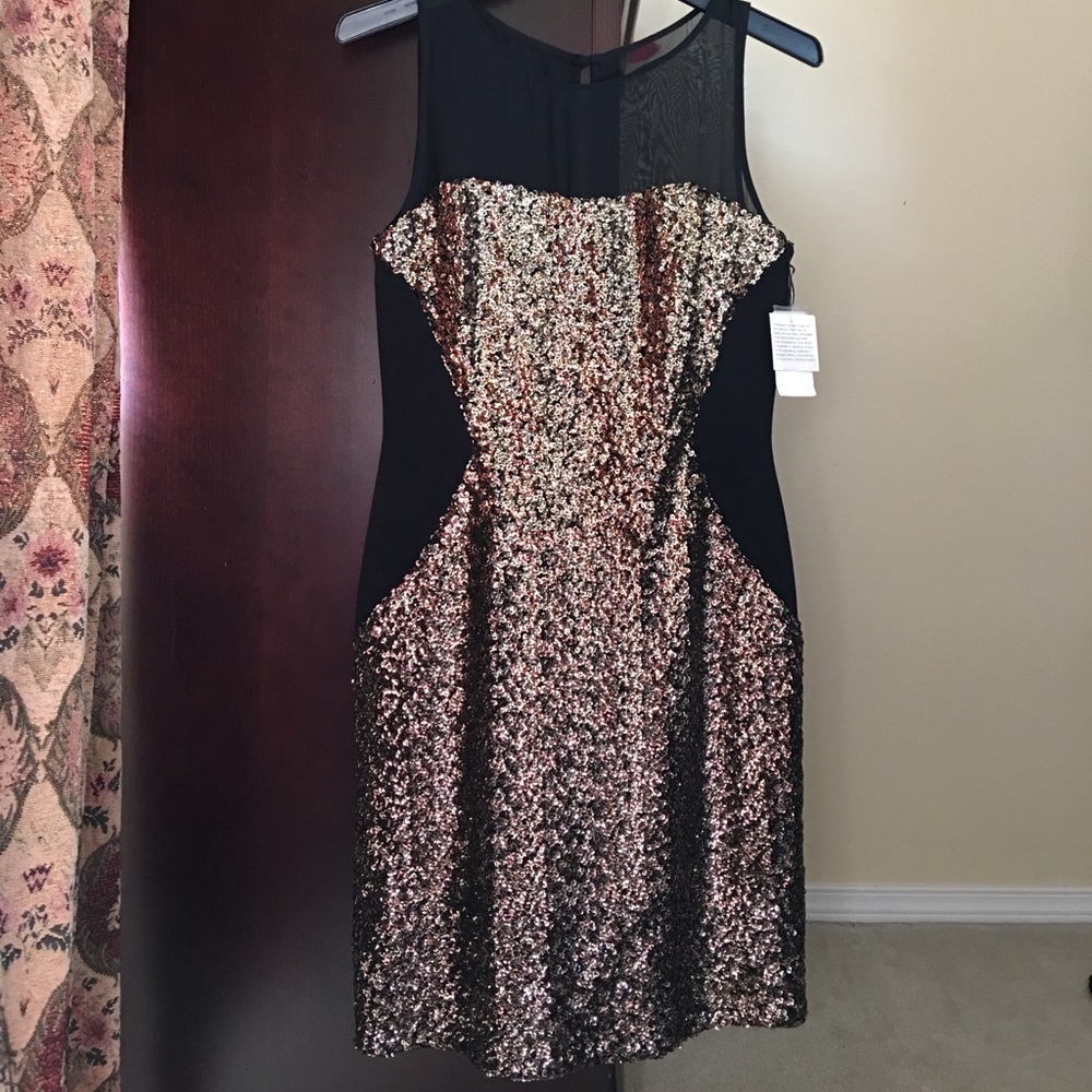 Aiden gold and black party dress - Picture 2 of 7