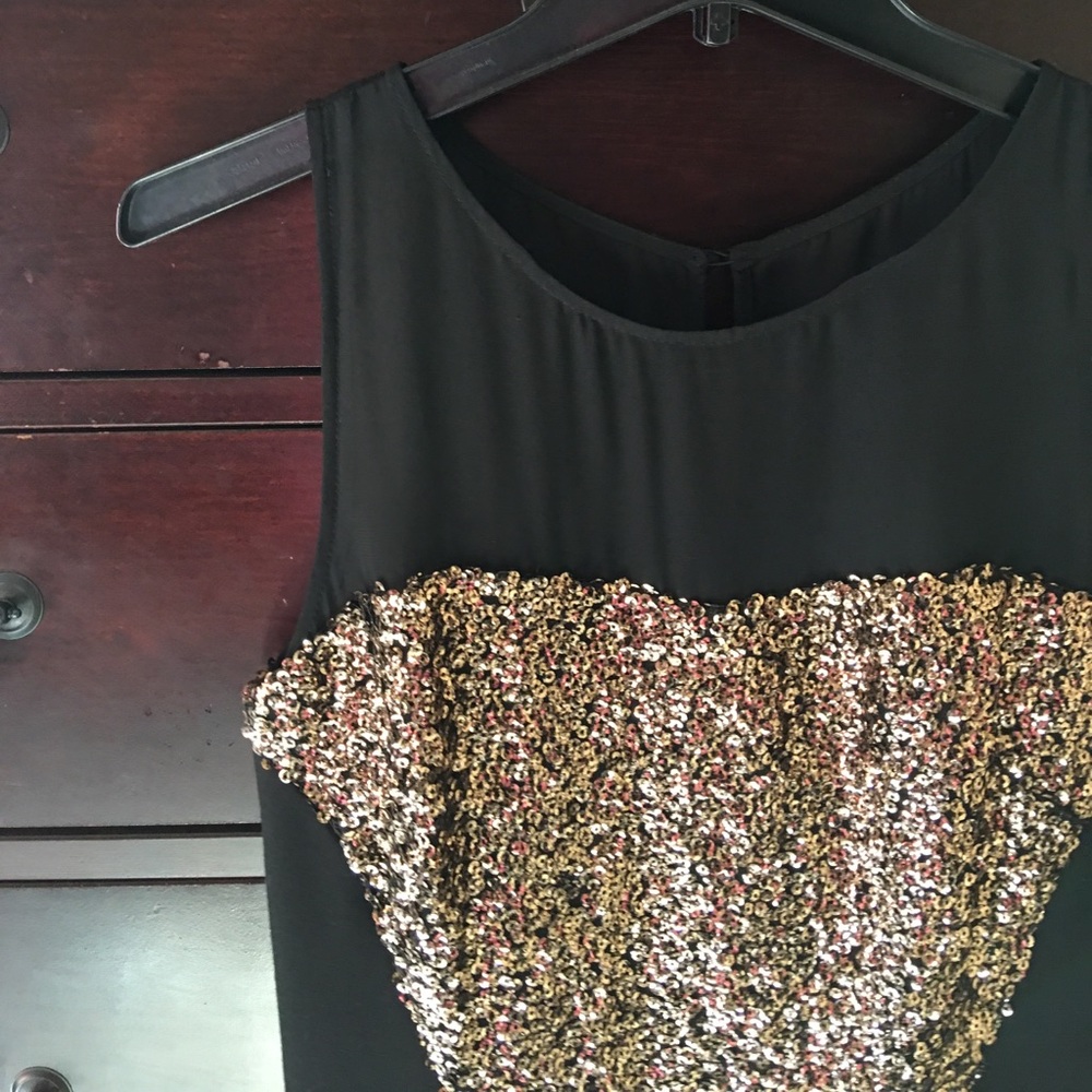 Aiden gold and black party dress - Picture 3 of 7