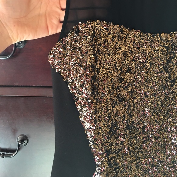 Aiden gold and black party dress - Picture 4 of 7