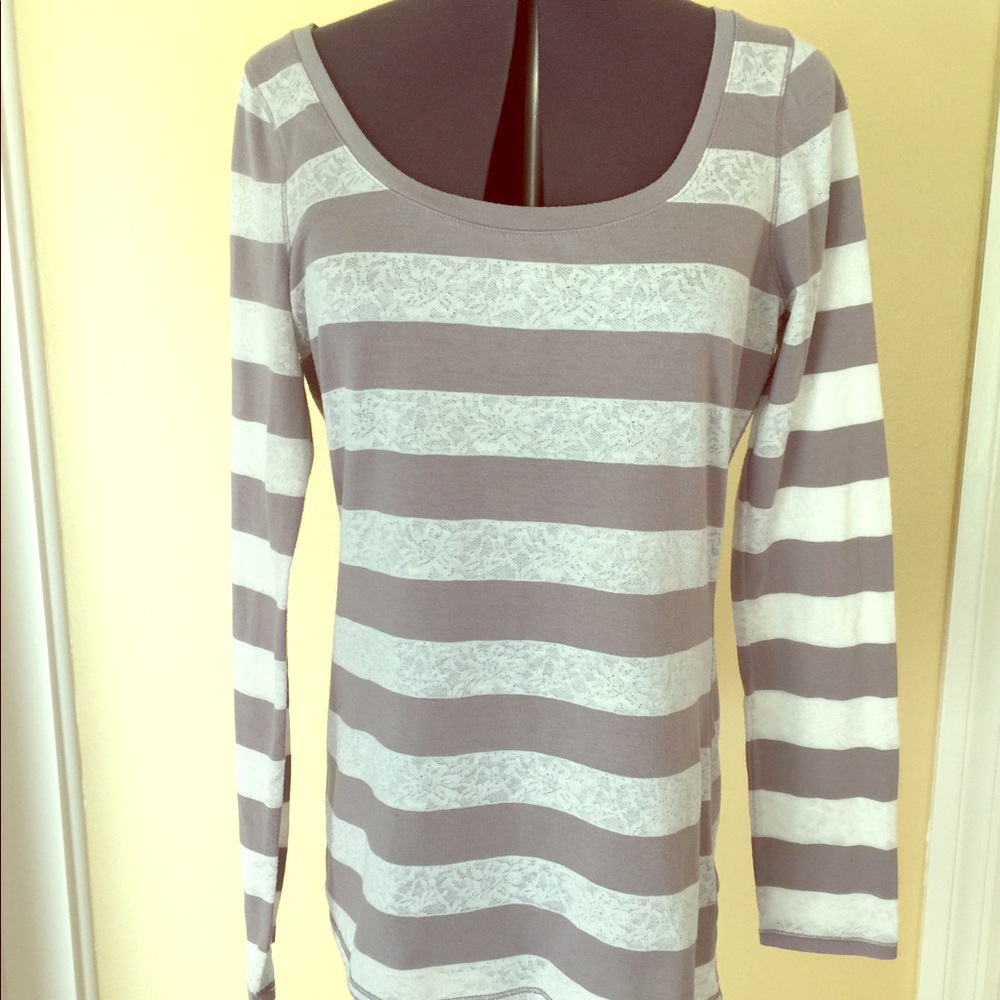Express medium summer t shirt gray white