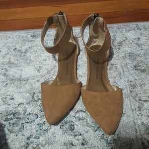 Chinese Laundry tan flats