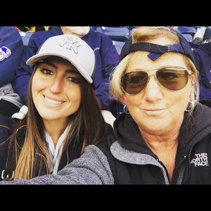 Meet your Posher, Jamie