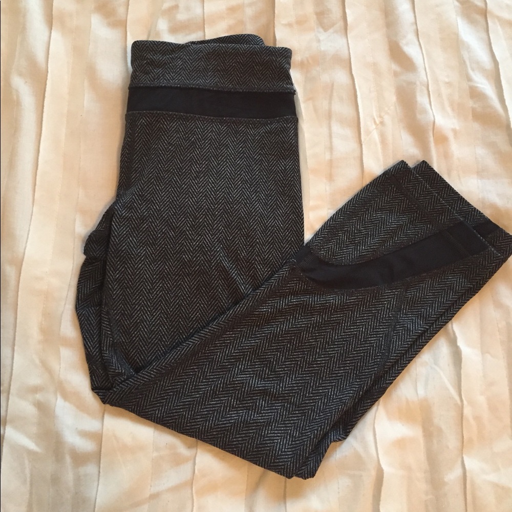 Lululemon Run Inspire Leggings - Size 6
