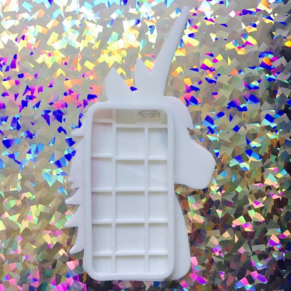 ⛔️SOLD⛔️ 🦄 Unicorn iPhone 6/6s Cover 🦄 - Picture 3 of 3