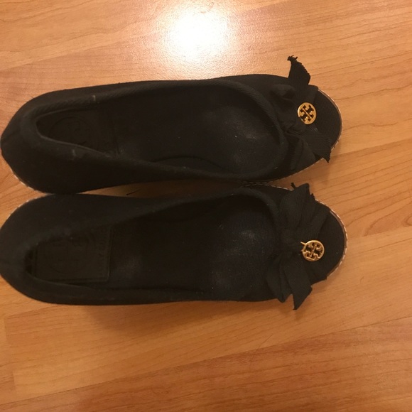 Shoes - Picture 2 of 4