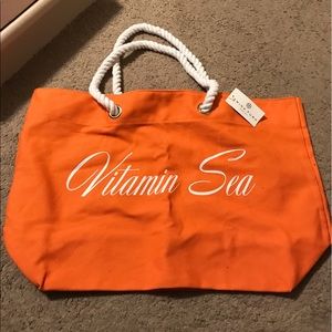 Beach tote bag