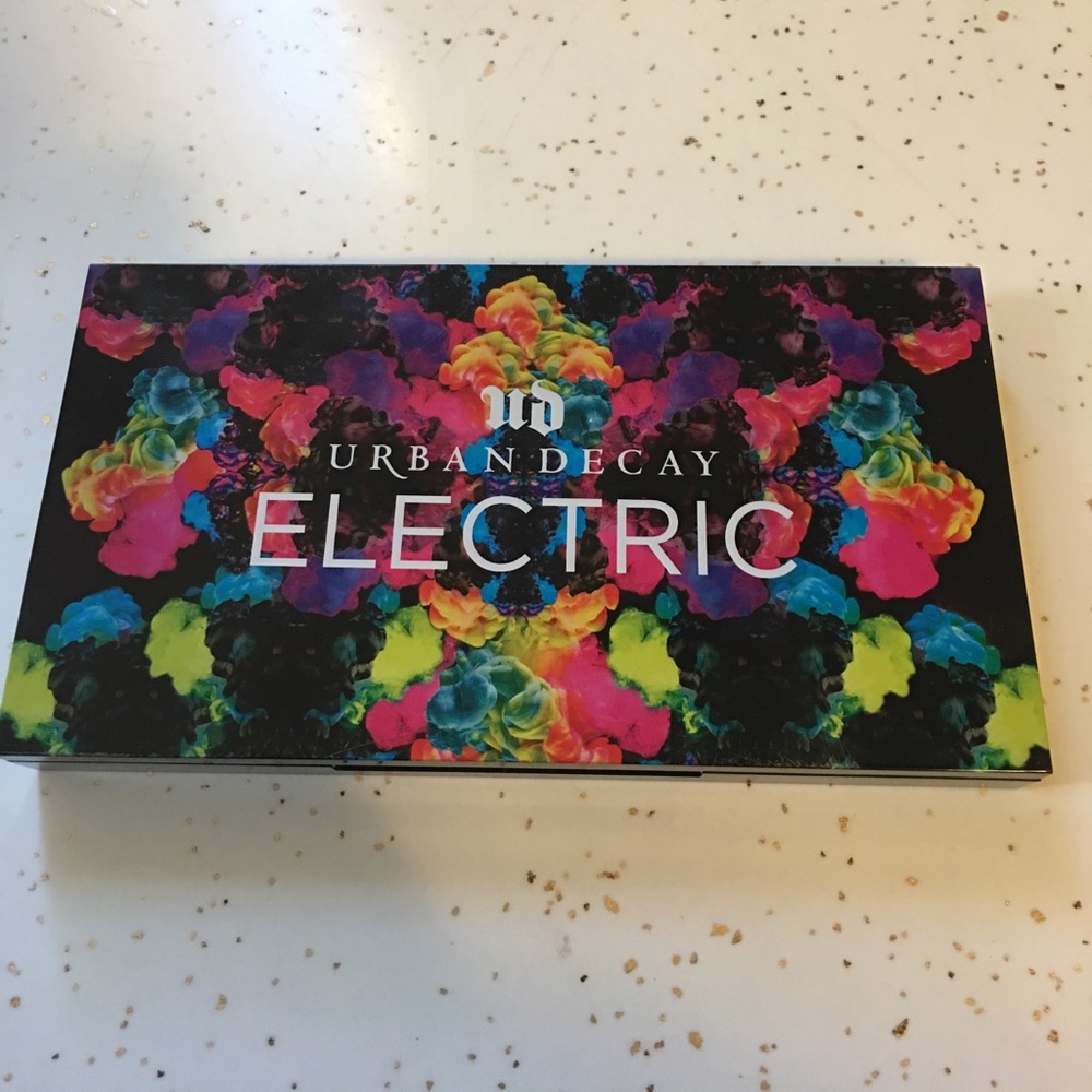 Urban Decay Electric Palette