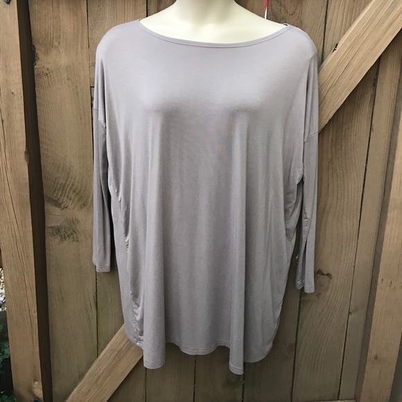 Pico Tops - Size M beige Pico tunic top