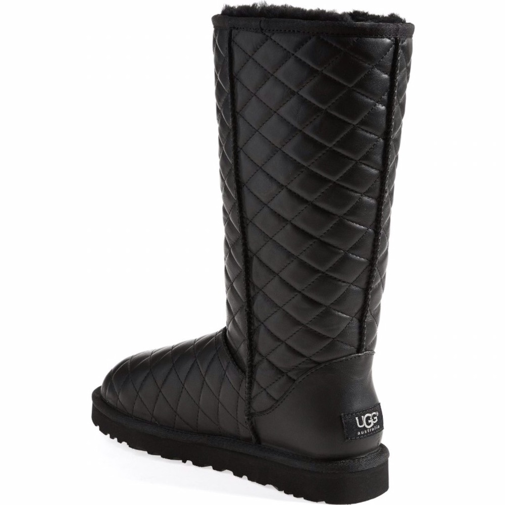 SOLDDDDD Tall black quilted UGGs - Picture 3 of 5