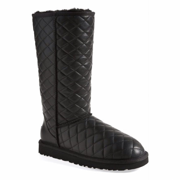 SOLDDDDD Tall black quilted UGGs - Picture 4 of 5