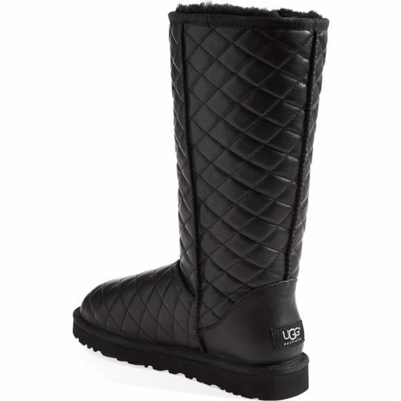 SOLDDDDD Tall black quilted UGGs - Picture 3 of 5