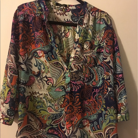 Floral/Colorful Blouse - Picture 3 of 3