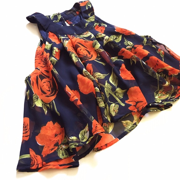 Two Piece Rose Floral High Neck Crop Shorts Set - Picture 4 of 6