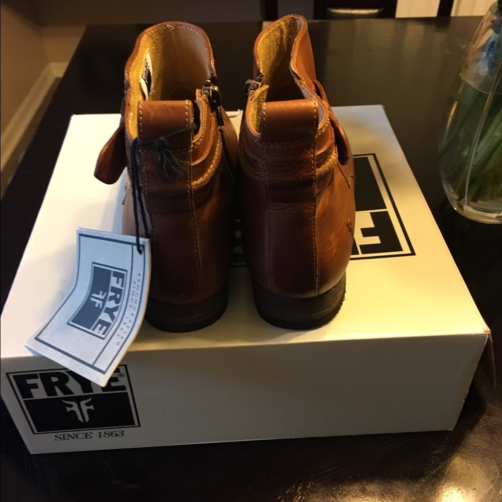 Brand new Frye boots