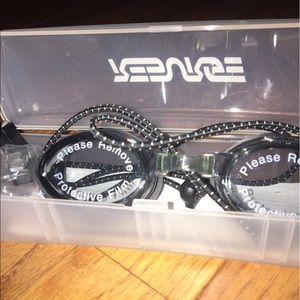 BRAND NEW Resurge Goggles