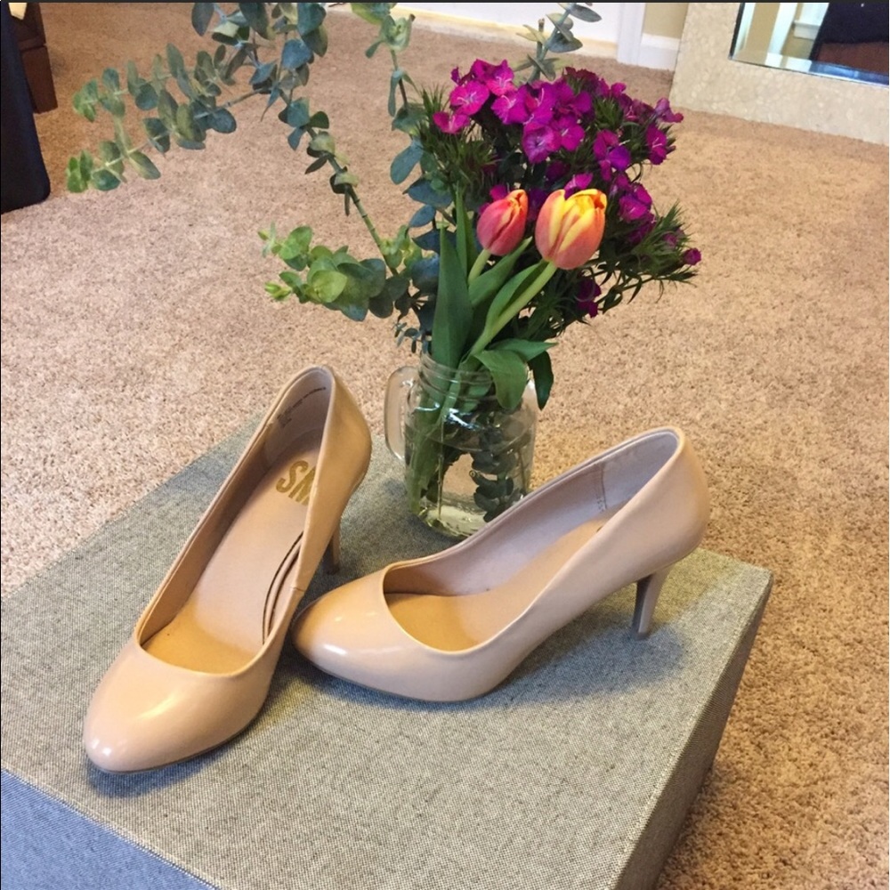 Nude heels