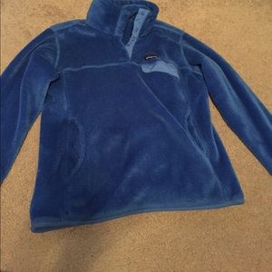 Blue polyester Patagonia pull over