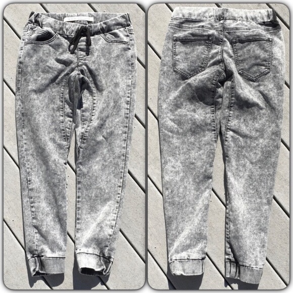 Cotton On- The Deluxe Sporty Cuffed Pants - Picture 2 of 2