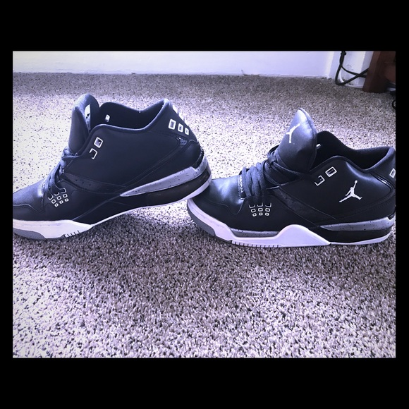 Air Jordan Flight 23 Yth size 7 - Picture 1 of 4