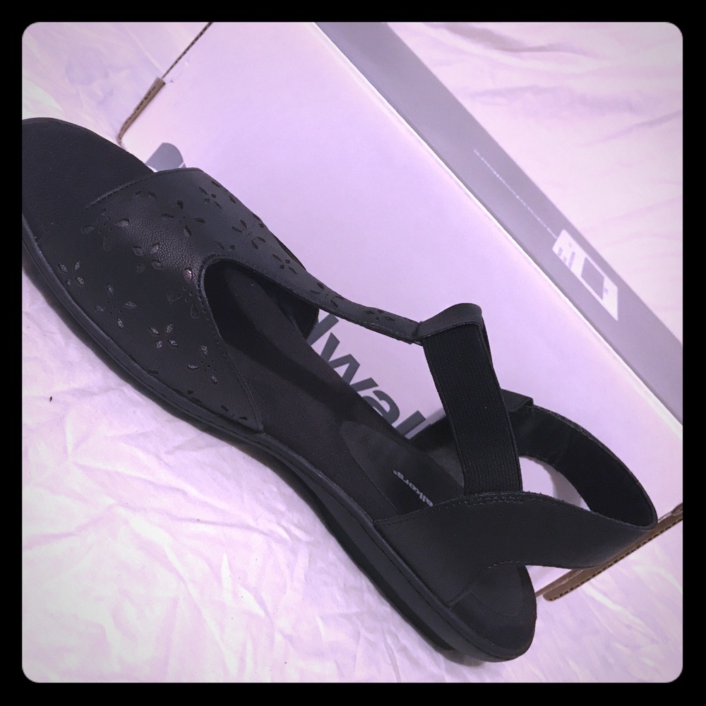 Avenue Cloudwalker Sandals