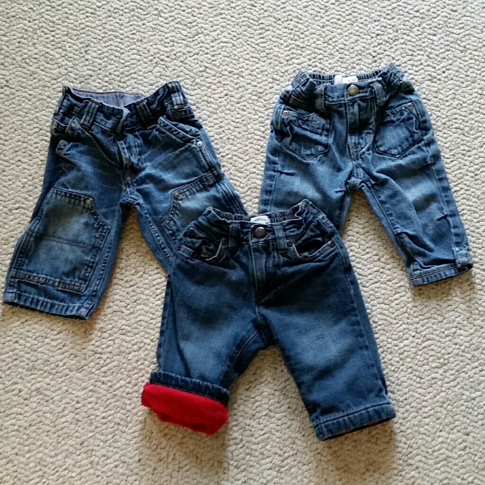 3 jeans Gap & Old Navy fleece lined 6-12 months