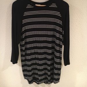Medium Lularoe Randy