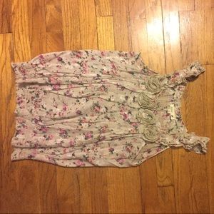 Shear floral tank with flower details