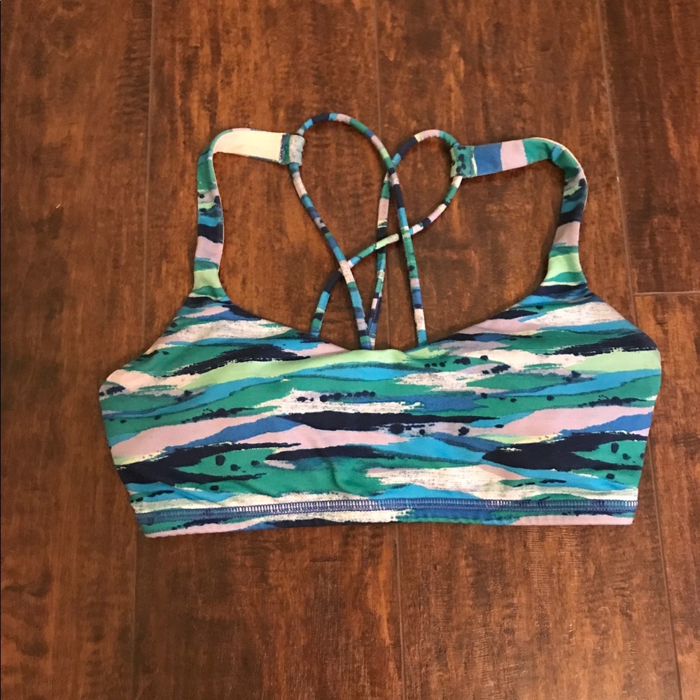 Lululemon free to be bra, size 4