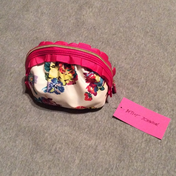 Betsey Johnson Handbags - Betsy Johnson make up bag