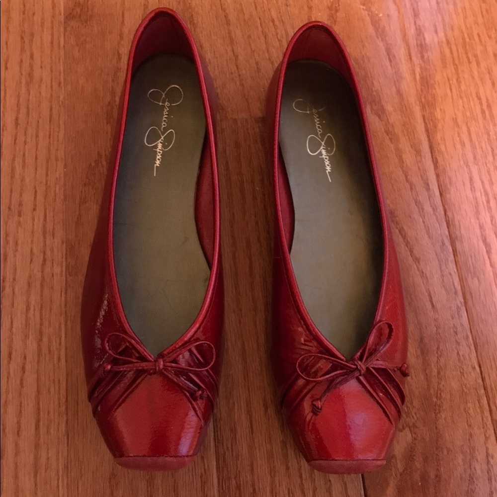 Jessica Simpson flats