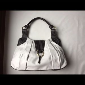 Buxton leather handbag