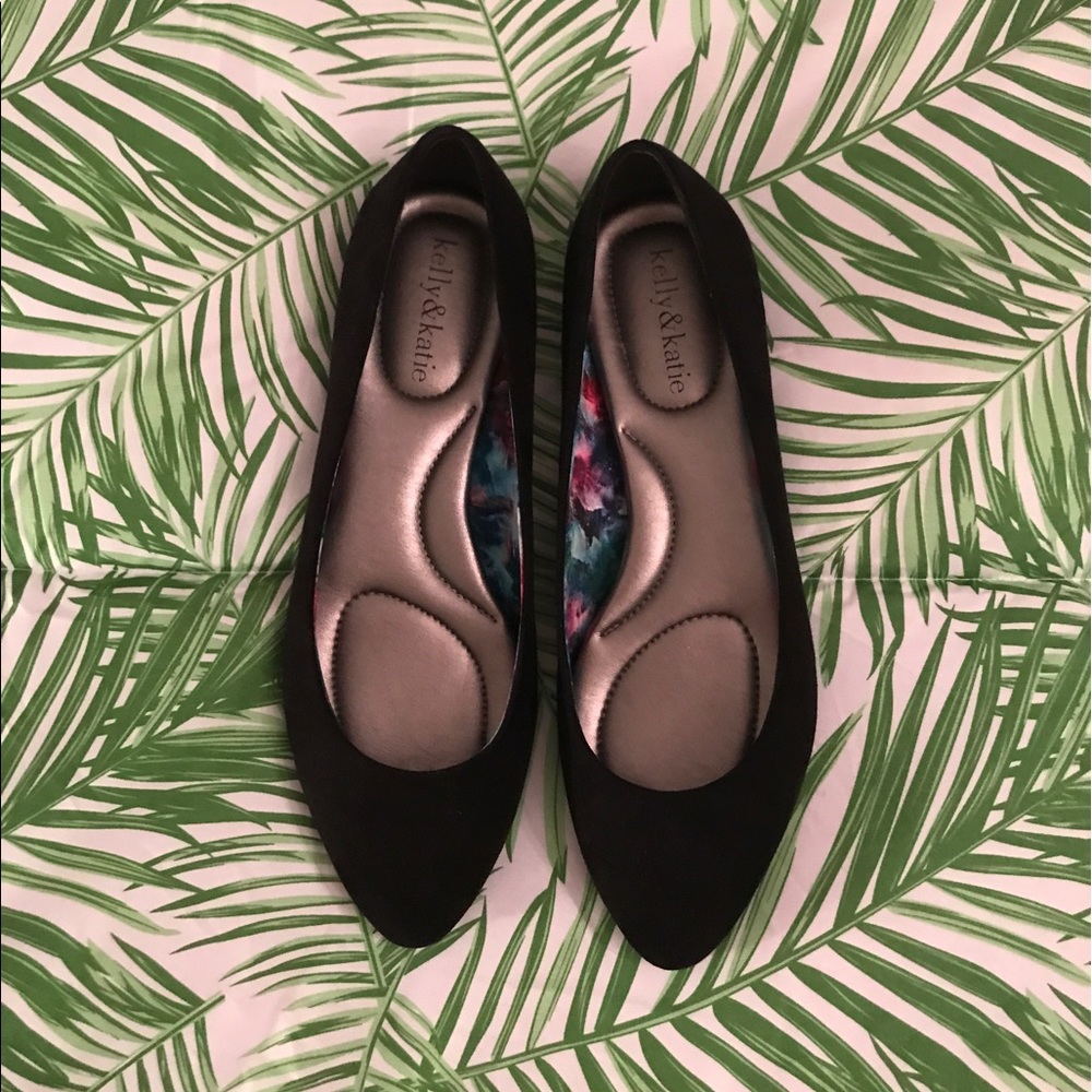 Kelly and Katie black flats