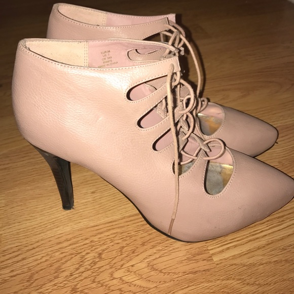 H&M Shoes - H&M Blush Lace Up Heels