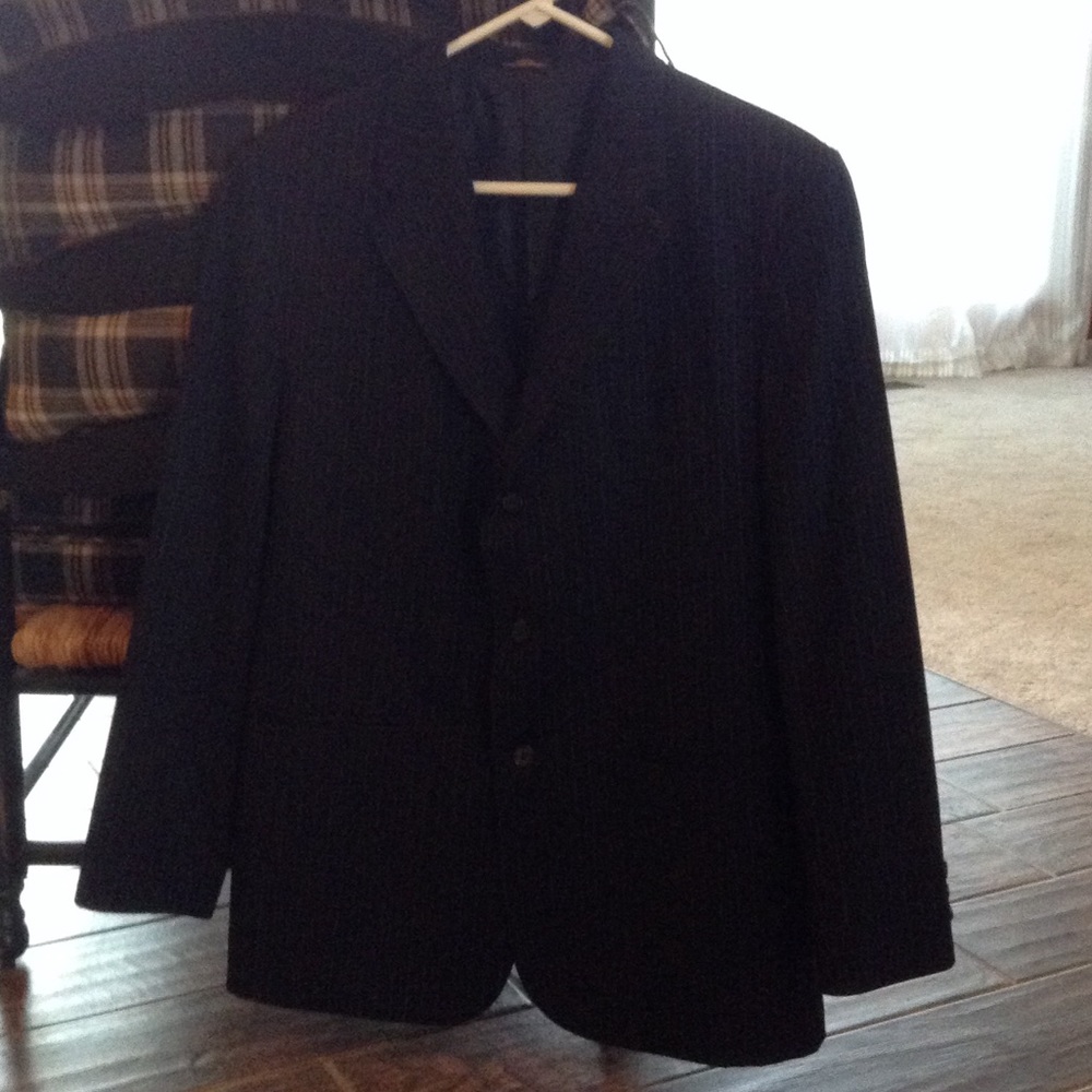 Van Heusen 2 piece Boy's suit set