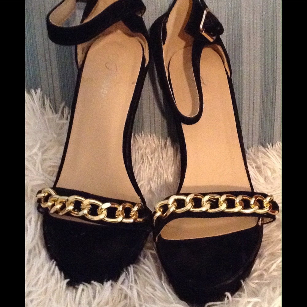 Beautiful chain link  ankle strap wedge sandal