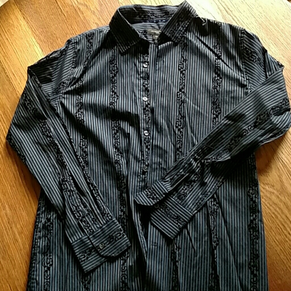 Collared Button-up (size L)