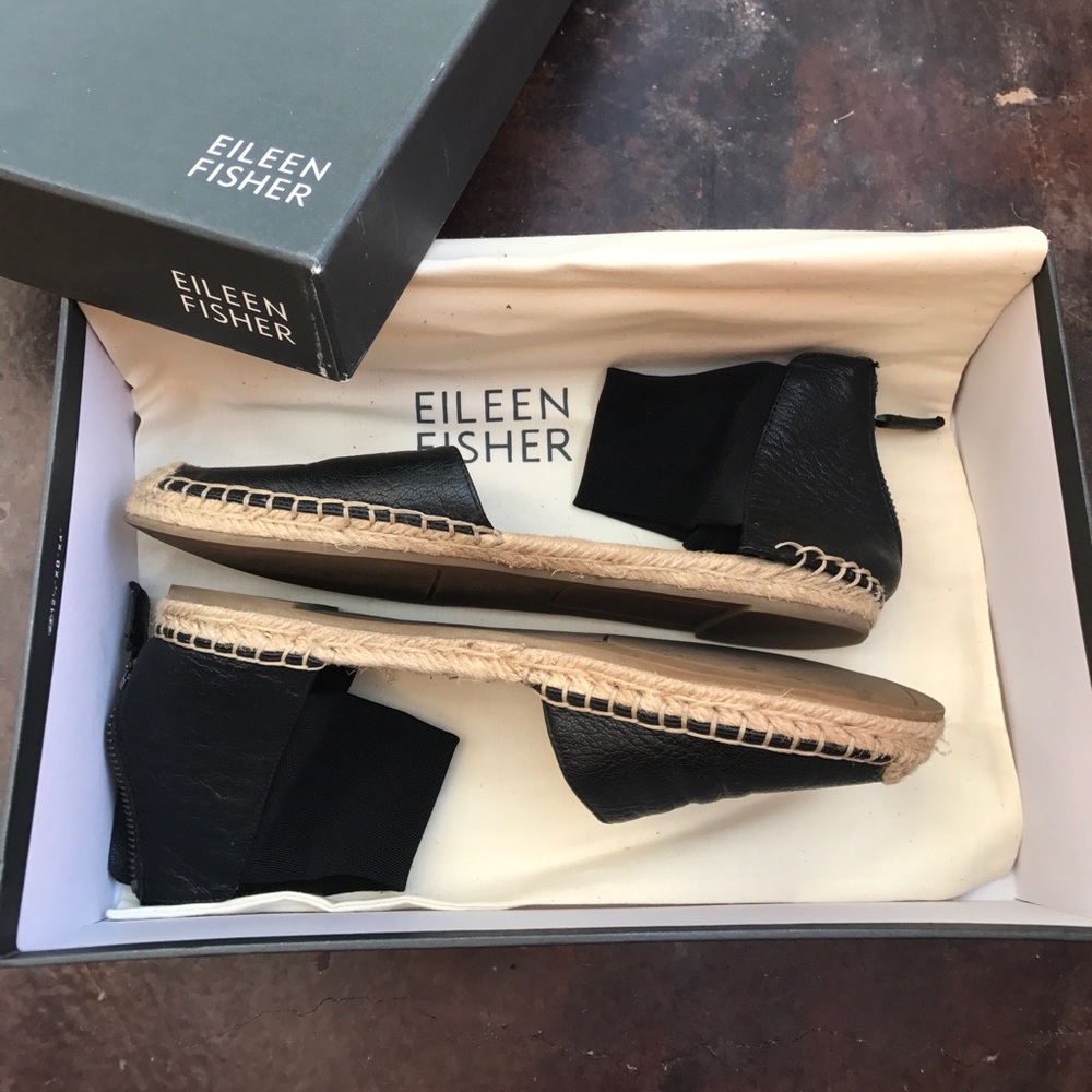 Eileen Fisher Black Closed Toe Leather Sandals