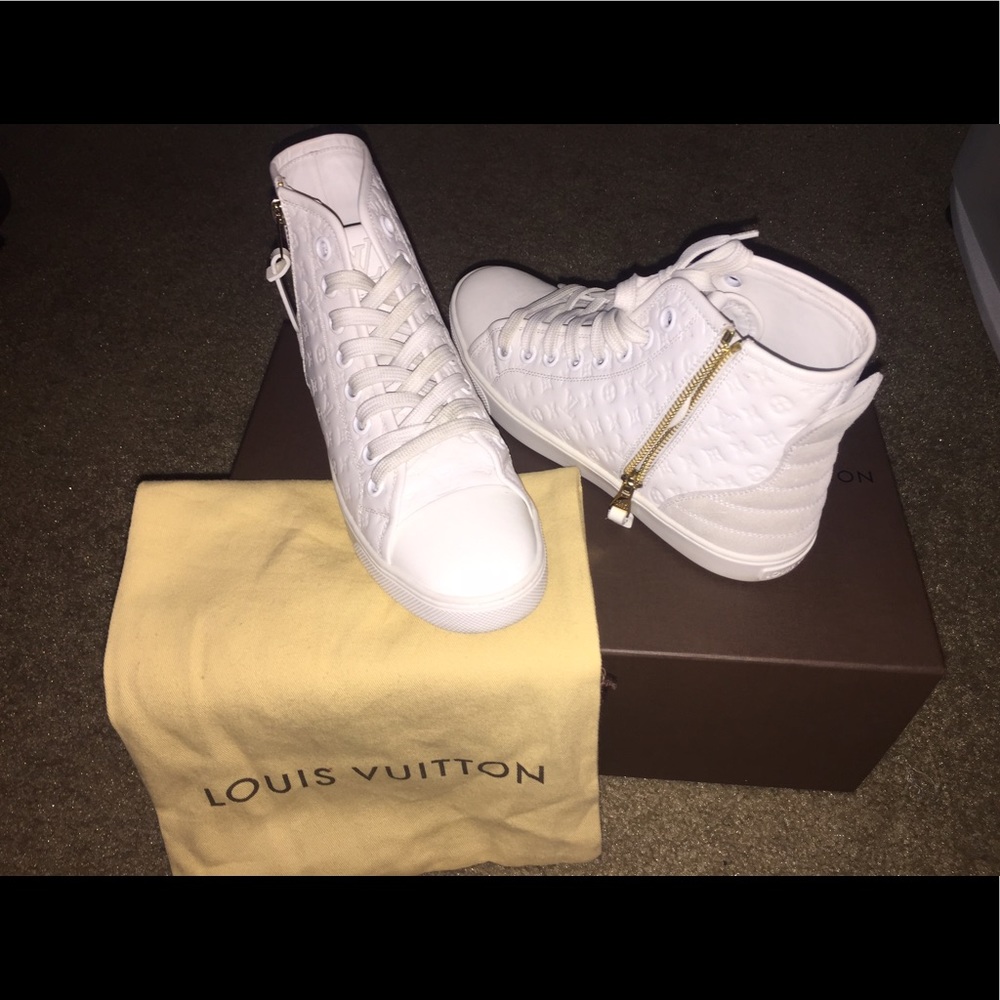 White Louis Vuitton sneaker