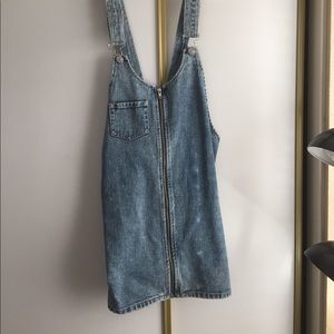 overall style dress