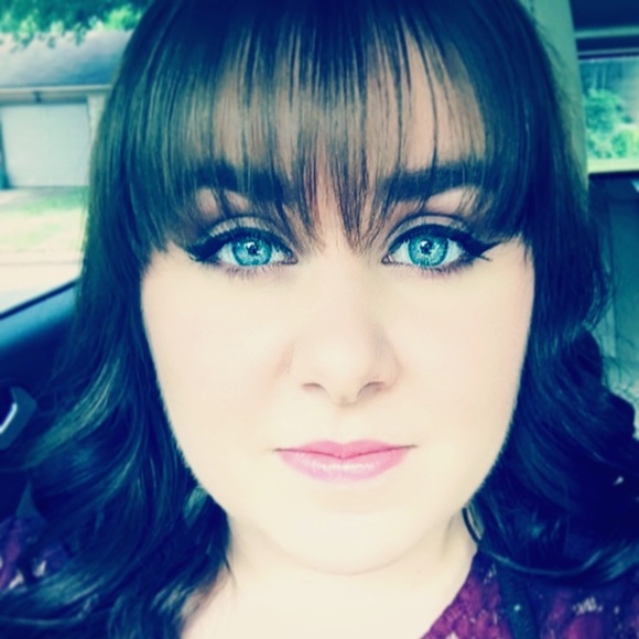 Meet your Posher, Ruthie - Picture 3 of 6