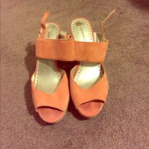 Adrienne Vittadini Peach and Cork Sandals, Size 8
