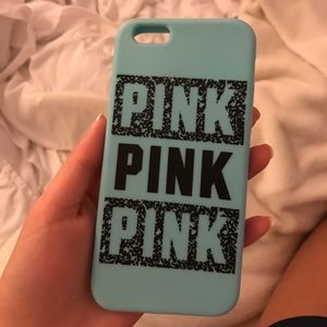 Victoria's Secret Pink iPhone 6/6s phone case!