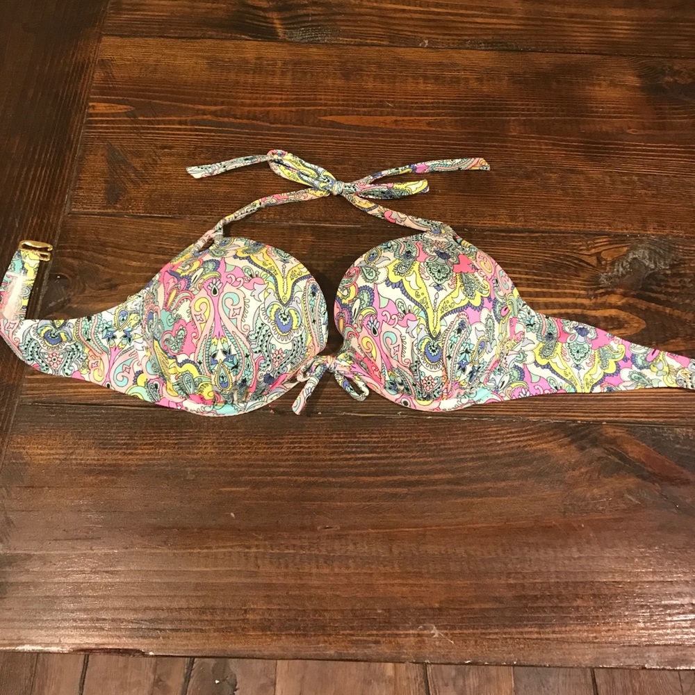 Victoria's Secret bombshell bathing suit top