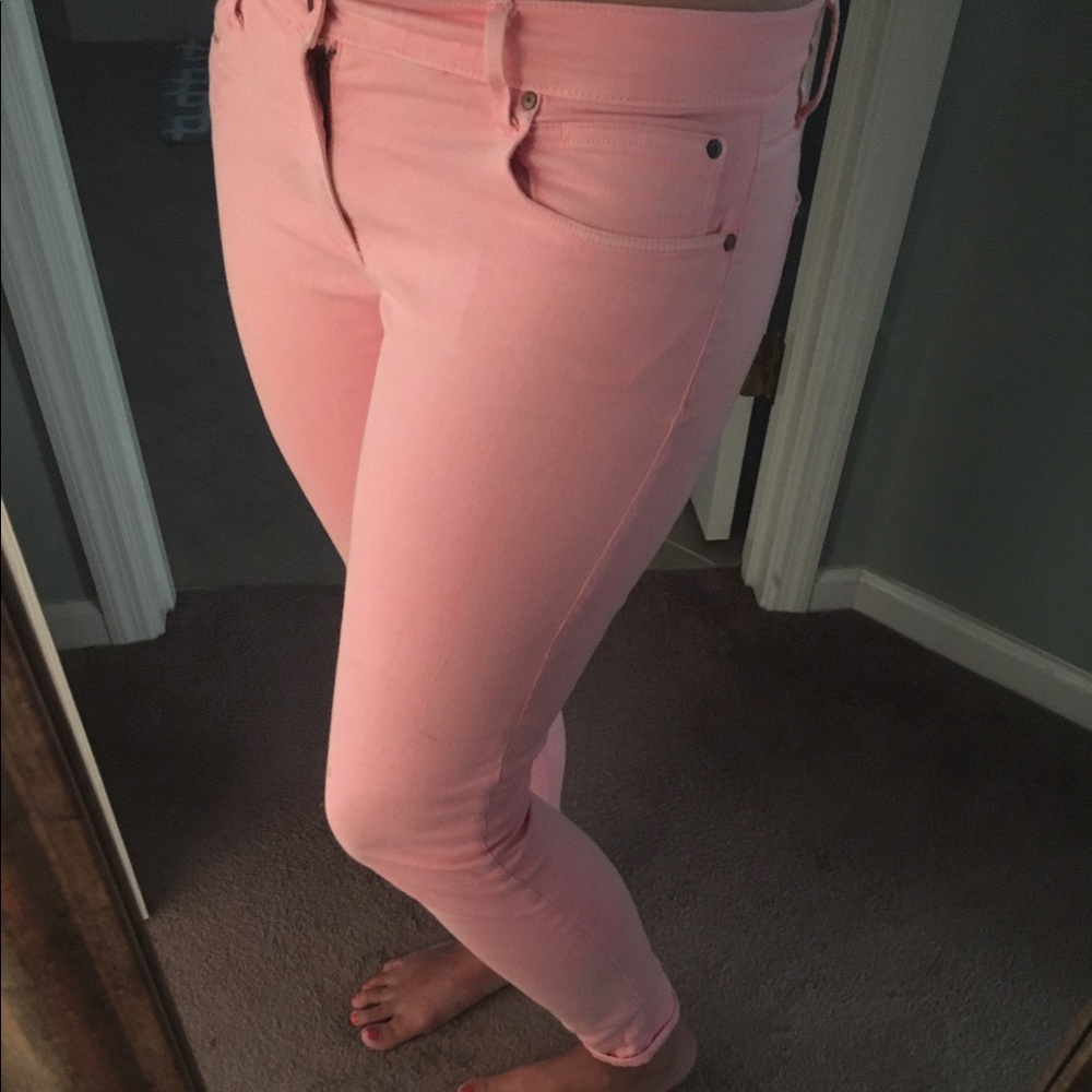 Pink skinny jeans
