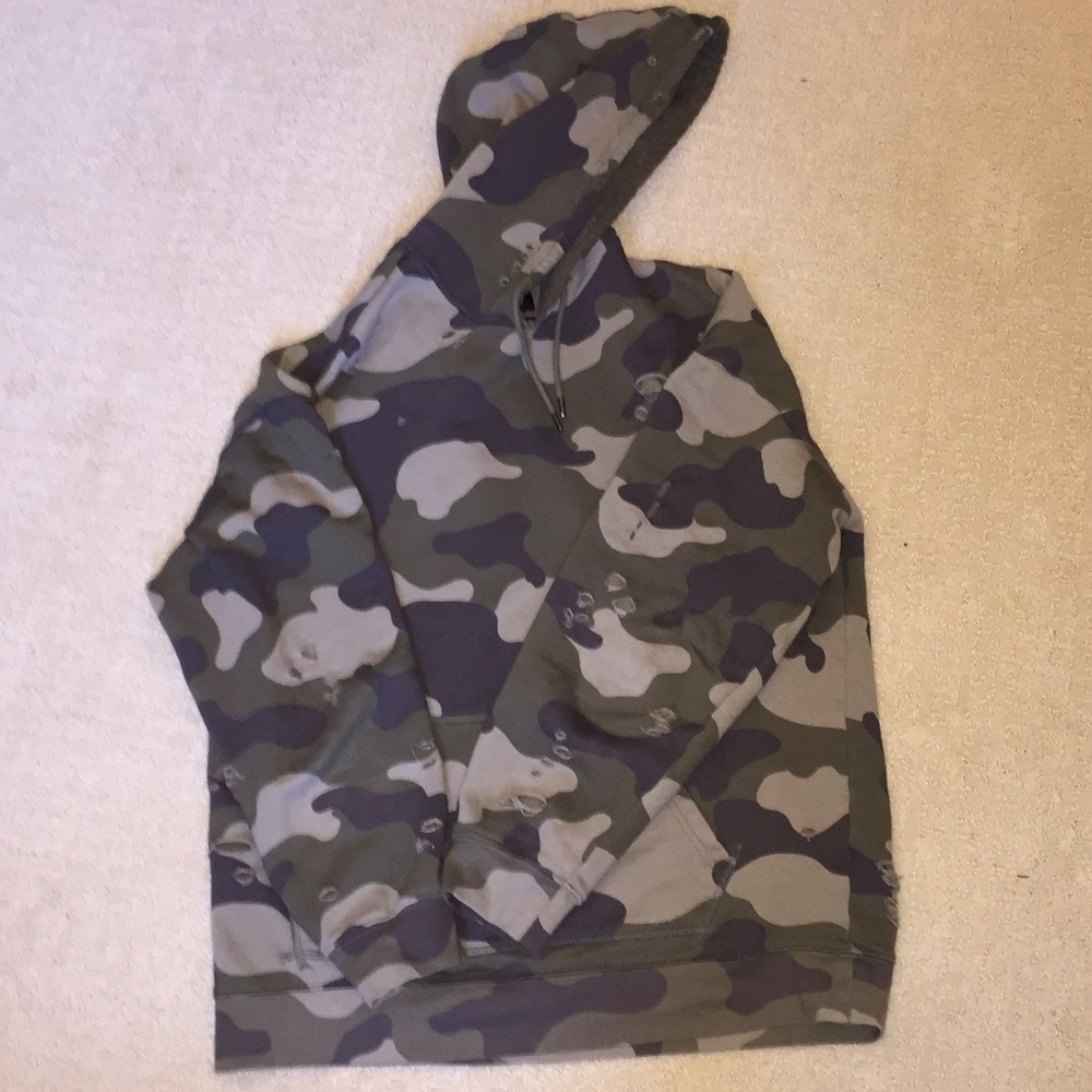 Pacsun distressed camo hoodie