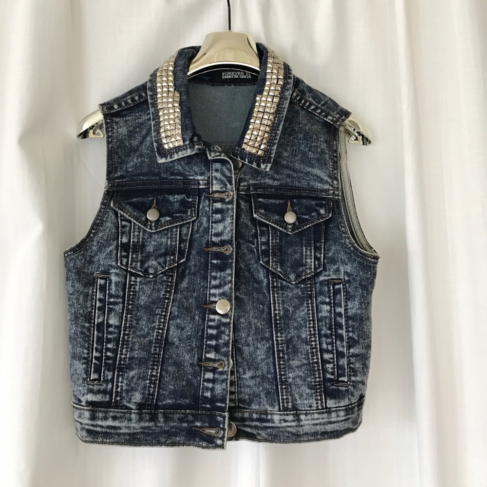 Forever 21 denim vest with studs XS