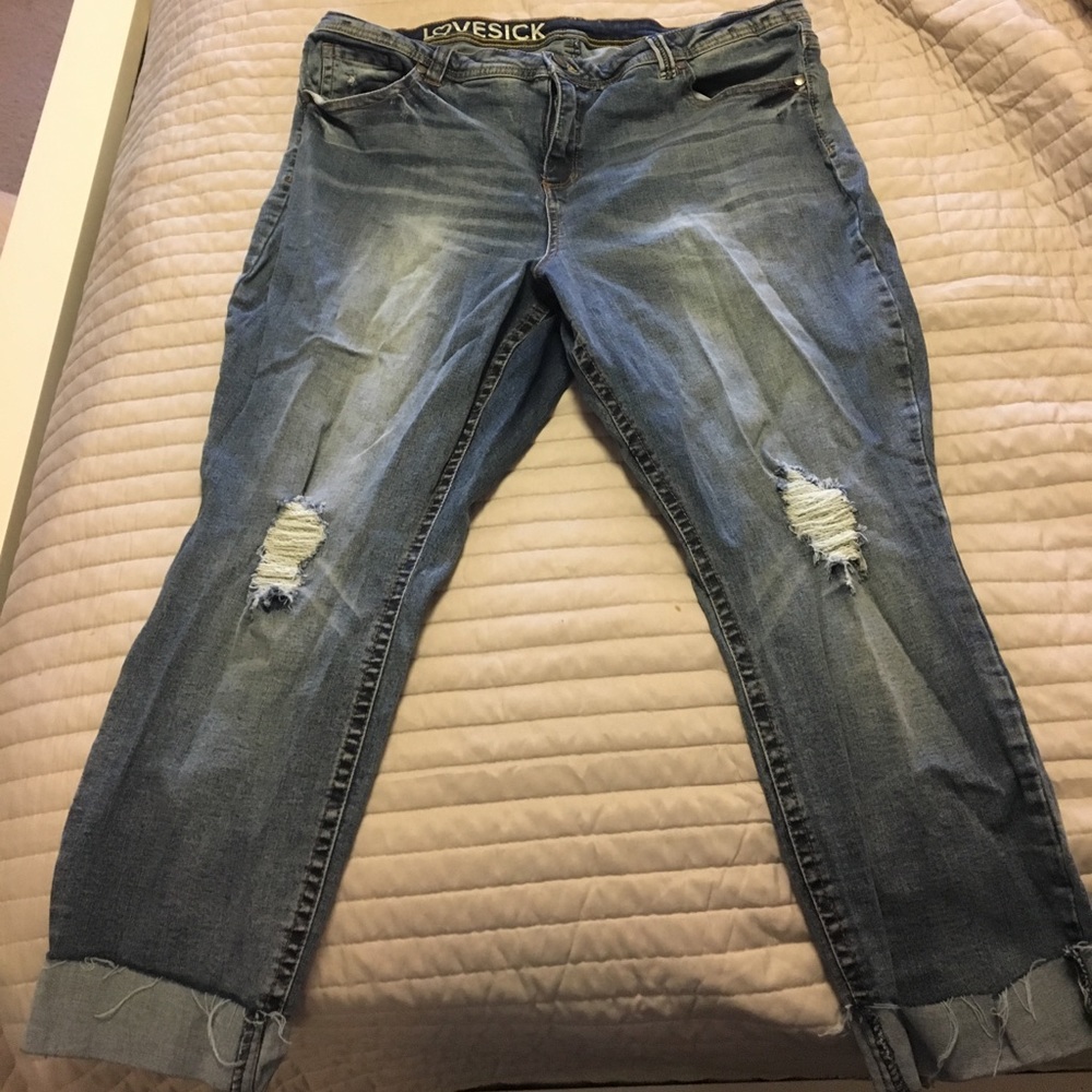 Lovesick Capris
